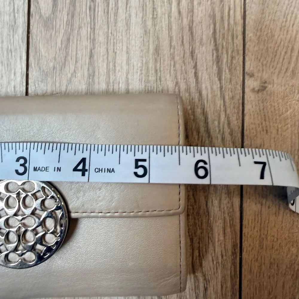 Authentic Coach beige wallet